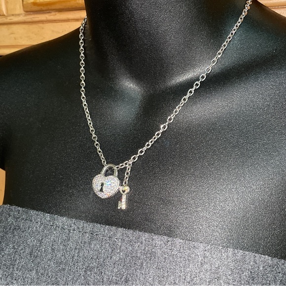 Solid Stamped 925 Sterling Silver Rolo Link Chain CZ Diamond Heart Padlock & Key - Picture 6 of 14